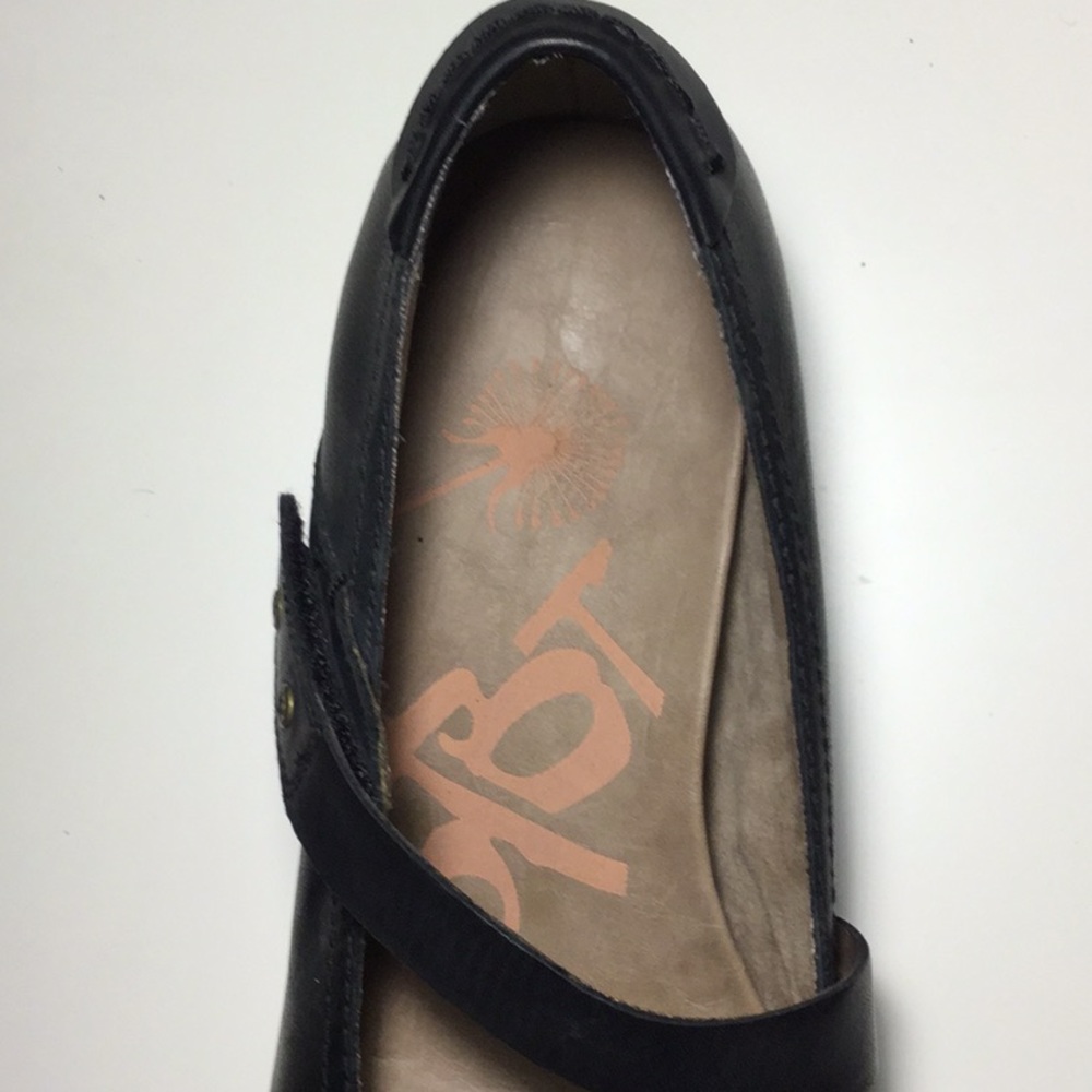 Mary Jane like leather OTBT Shoes - Picture 5 of 5